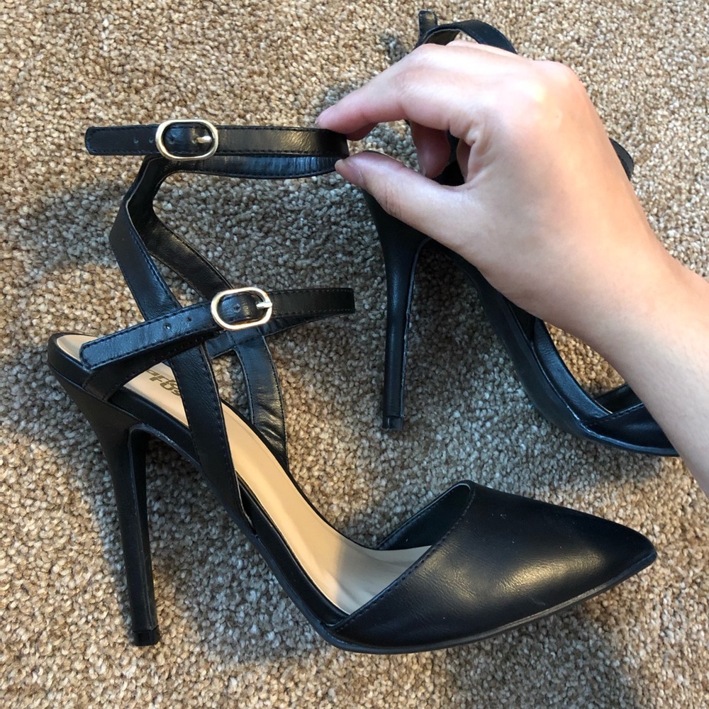 Pointed Toe Heels